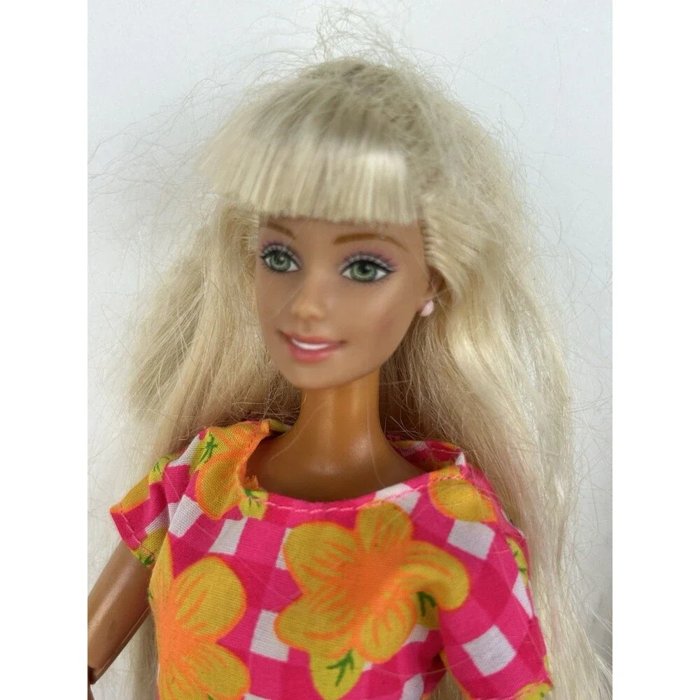 Lot of 5 Vintage Barbie Dolls 1992 1994 1996 1999 2004 Mattel